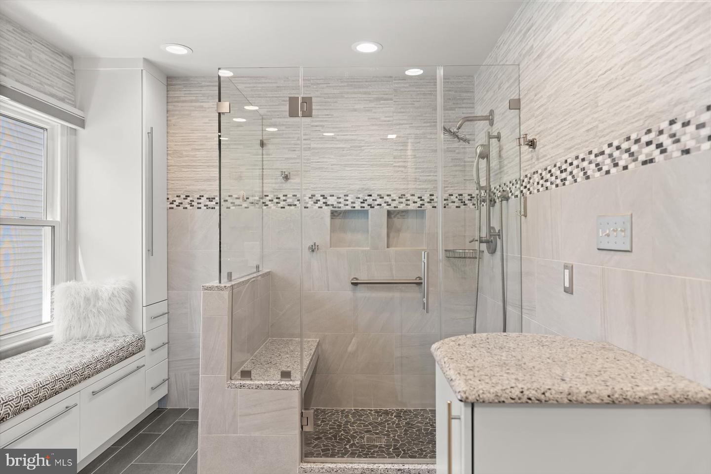 3422 SILVER MAPLE PL, FALLS CHURCH, Virginia 22042, 6 Bedrooms Bedrooms, ,5 BathroomsBathrooms,Residential,For sale,3422 SILVER MAPLE PL,VAFX2237834 MLS # VAFX2237834