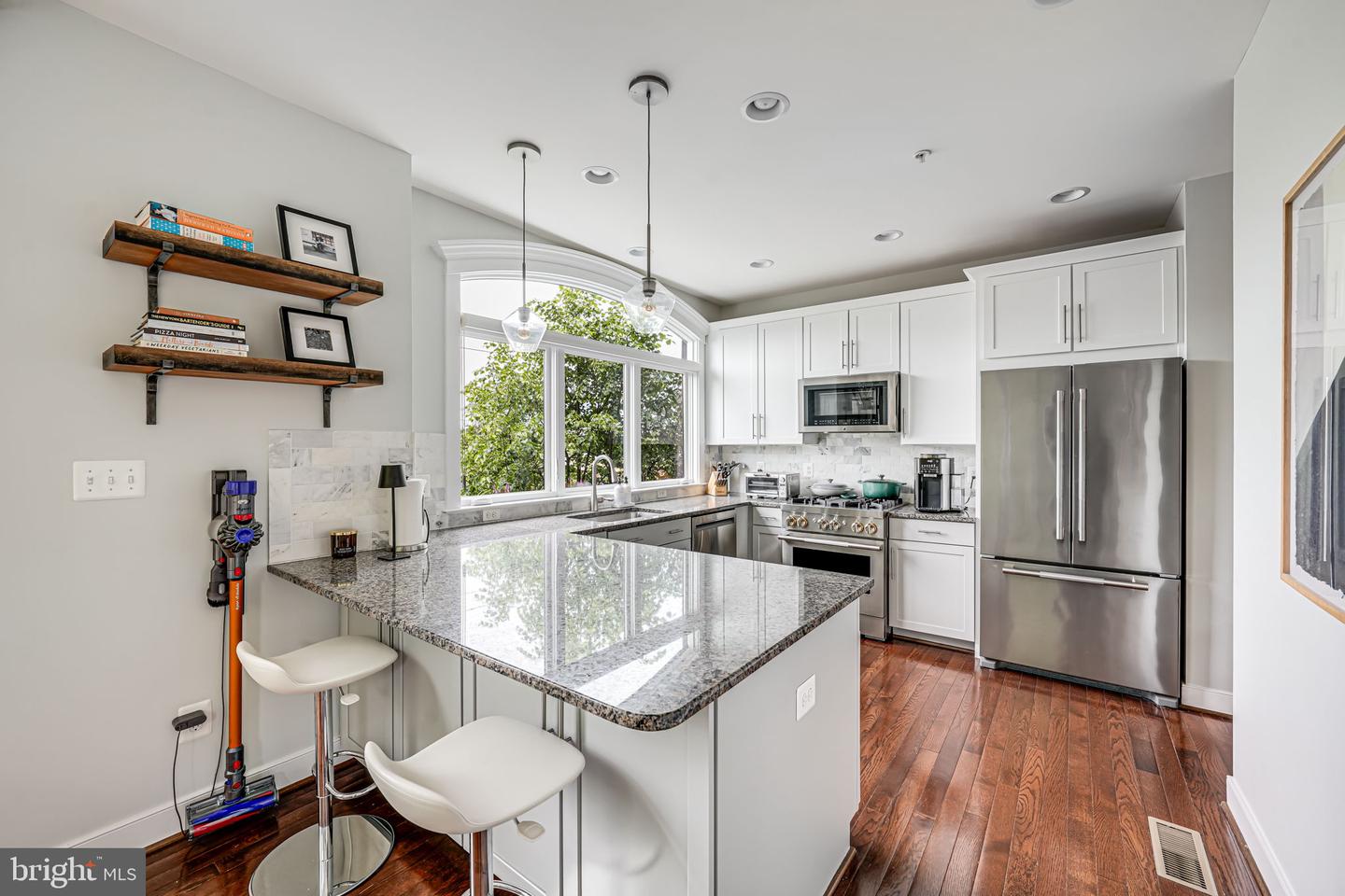 2205 19TH CT N, ARLINGTON, Virginia 22201, 4 Bedrooms Bedrooms, ,3 BathroomsBathrooms,Residential,For sale,2205 19TH CT N,VAAR2056830 MLS # VAAR2056830