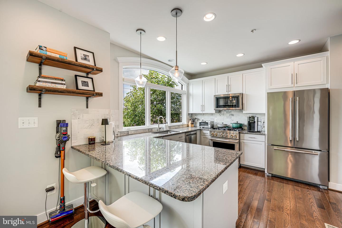 2205 19TH CT N, ARLINGTON, Virginia 22201, 4 Bedrooms Bedrooms, ,3 BathroomsBathrooms,Residential,For sale,2205 19TH CT N,VAAR2056830 MLS # VAAR2056830