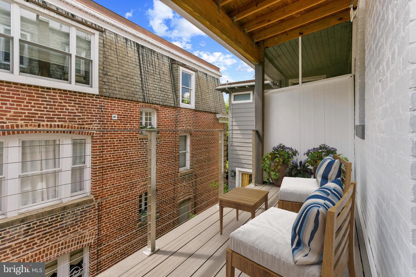 2332 19TH ST NW, WASHINGTON, District Of Columbia 20009, 4 Bedrooms Bedrooms, ,3 BathroomsBathrooms,Residential,For sale,2332 19TH ST NW,DCDC2198340 MLS # DCDC2198340