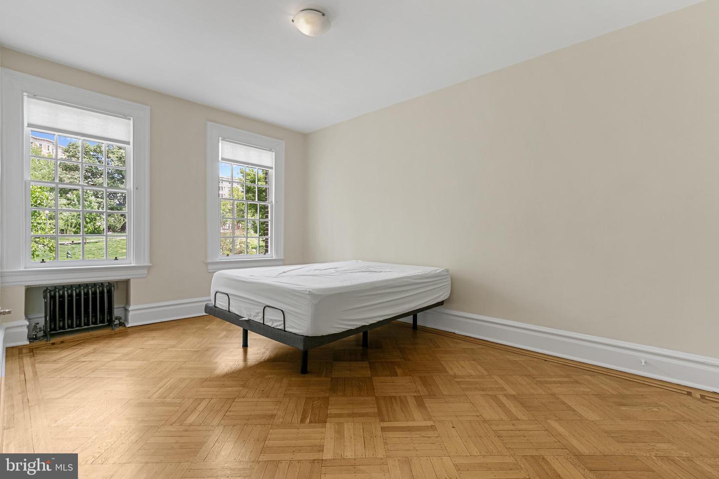 2332 19TH ST NW, WASHINGTON, District Of Columbia 20009, 4 Bedrooms Bedrooms, ,3 BathroomsBathrooms,Residential,For sale,2332 19TH ST NW,DCDC2198340 MLS # DCDC2198340