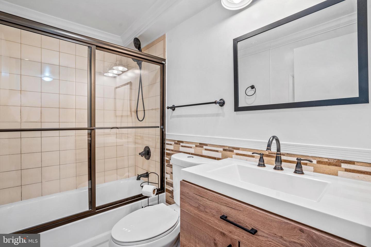 1353 MORRIS RD SE, WASHINGTON, District Of Columbia 20020, 4 Bedrooms Bedrooms, ,2 BathroomsBathrooms,Residential,For sale,1353 MORRIS RD SE,DCDC2198092 MLS # DCDC2198092