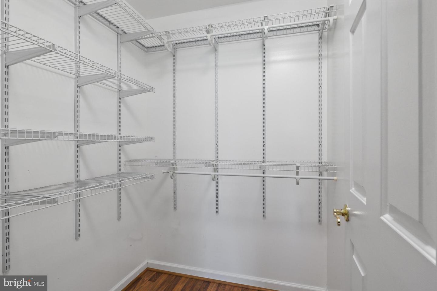 11014 KOMAN CIR #304, MANASSAS, Virginia 20109, 2 Bedrooms Bedrooms, ,2 BathroomsBathrooms,Residential,For sale,11014 KOMAN CIR #304,VAPW2093492 MLS # VAPW2093492