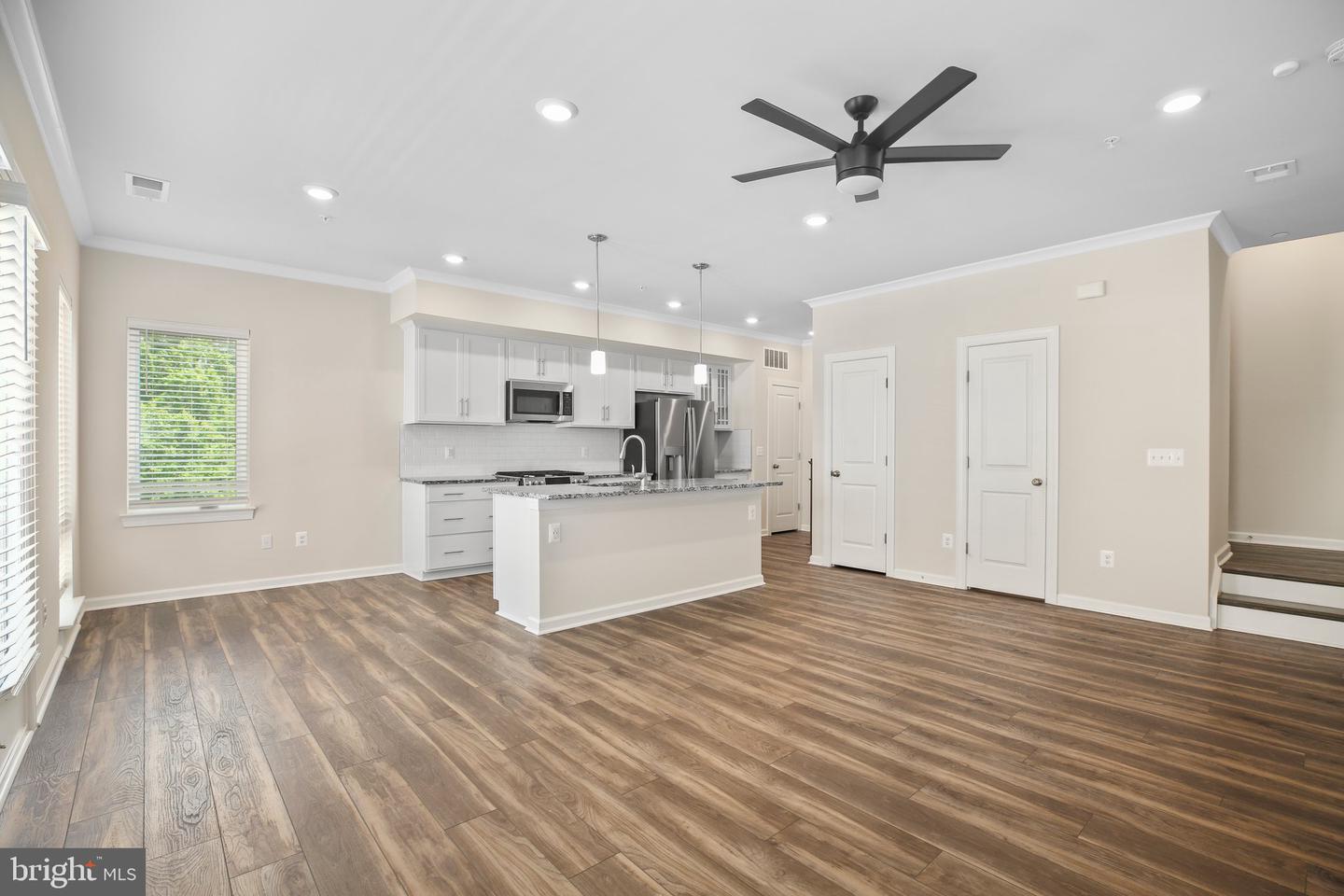 1398 RAIL STOP DR, WOODBRIDGE, Virginia 22191, 3 Bedrooms Bedrooms, ,2 BathroomsBathrooms,Residential,For sale,1398 RAIL STOP DR,VAPW2093494 MLS # VAPW2093494