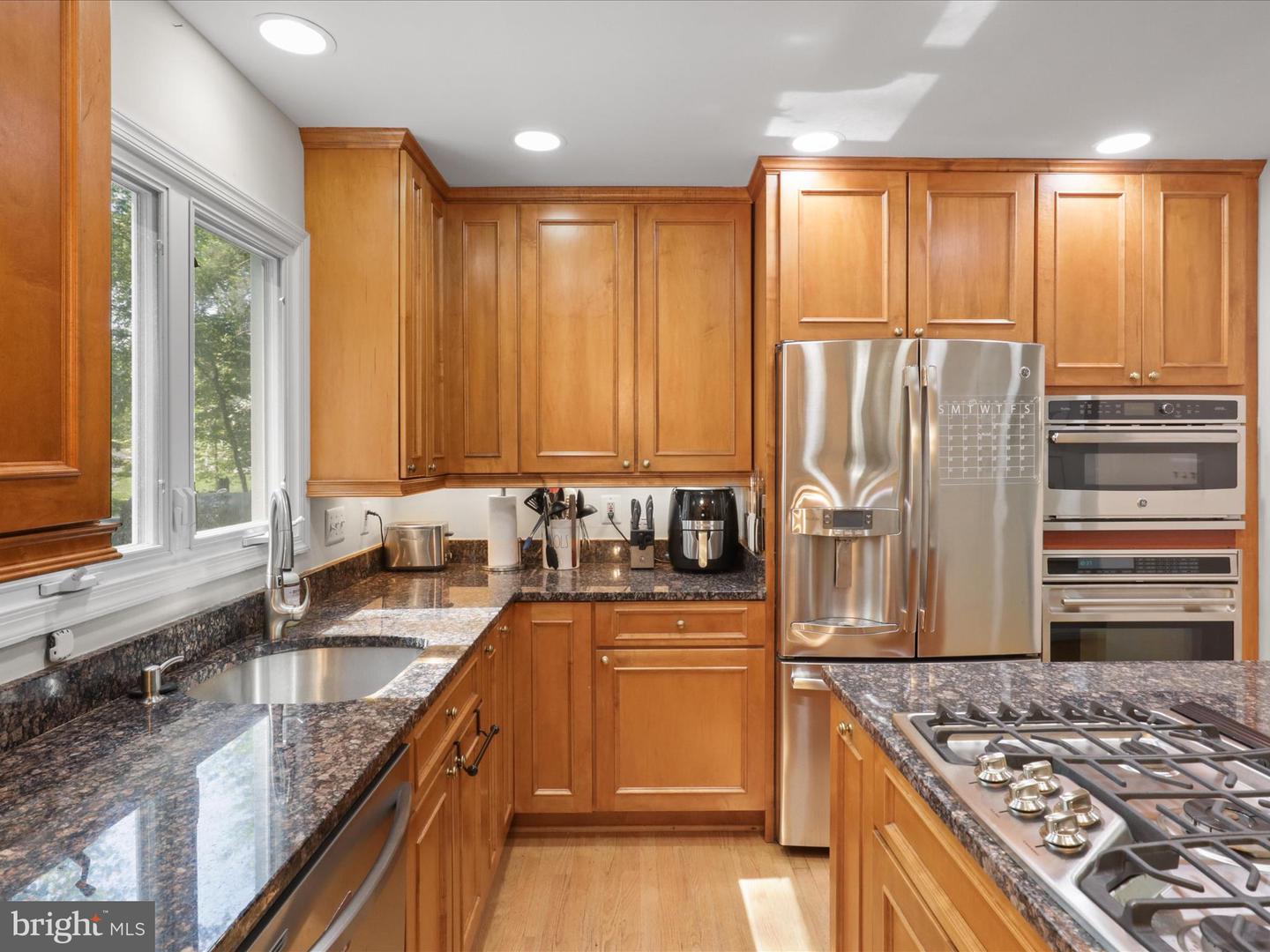 1203 WIESMAN CT, GREAT FALLS, Virginia 22066, 5 Bedrooms Bedrooms, ,2 BathroomsBathrooms,Residential,For sale,1203 WIESMAN CT,VAFX2237592 MLS # VAFX2237592