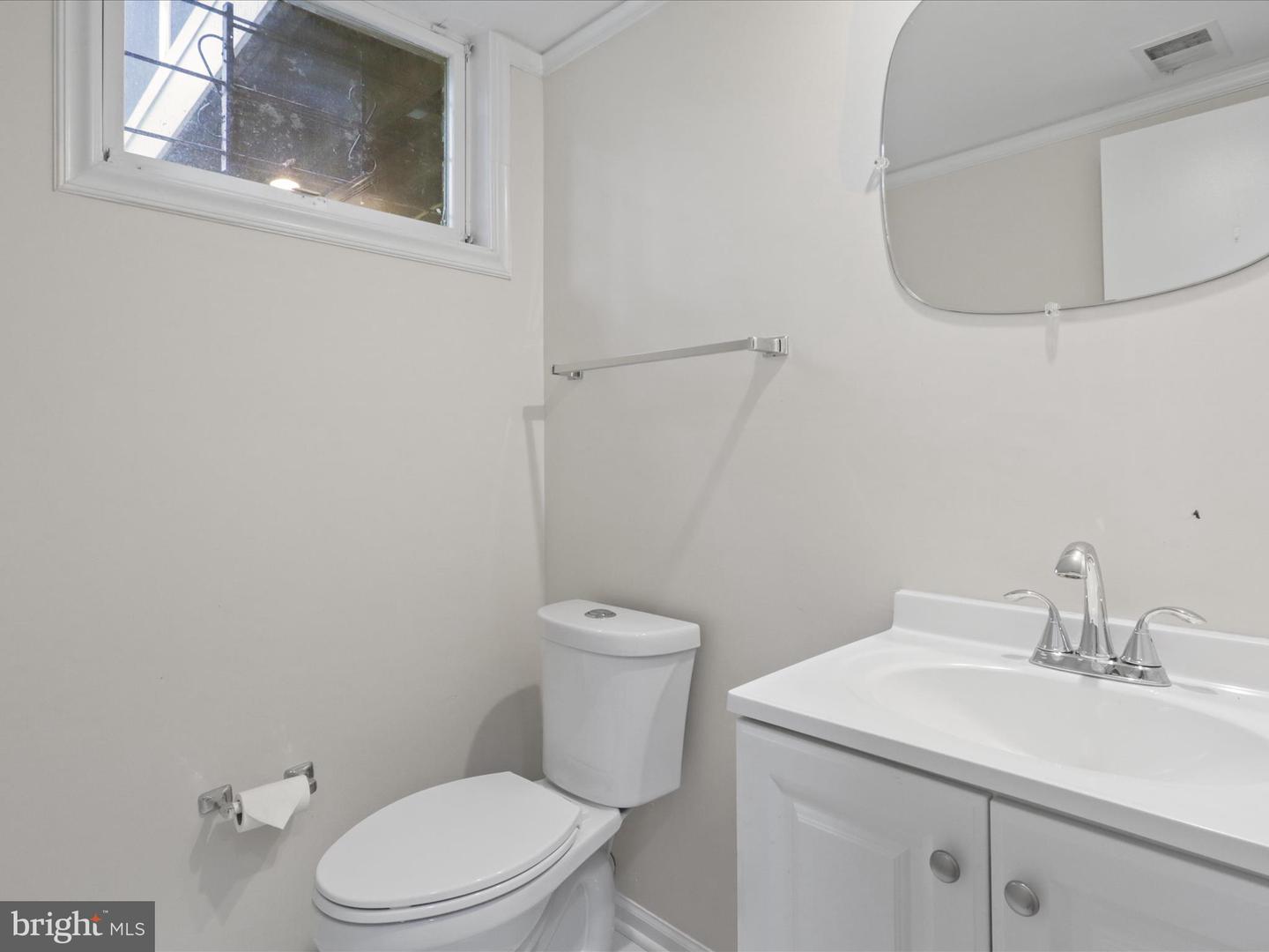 1203 WIESMAN CT, GREAT FALLS, Virginia 22066, 5 Bedrooms Bedrooms, ,2 BathroomsBathrooms,Residential,For sale,1203 WIESMAN CT,VAFX2237592 MLS # VAFX2237592