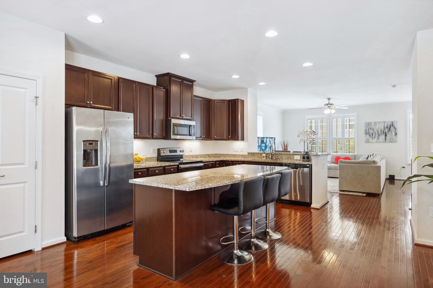 1648 DOROTHY LN, WOODBRIDGE, Virginia 22191, 3 Bedrooms Bedrooms, ,3 BathroomsBathrooms,Residential,For sale,1648 DOROTHY LN,VAPW2093496 MLS # VAPW2093496