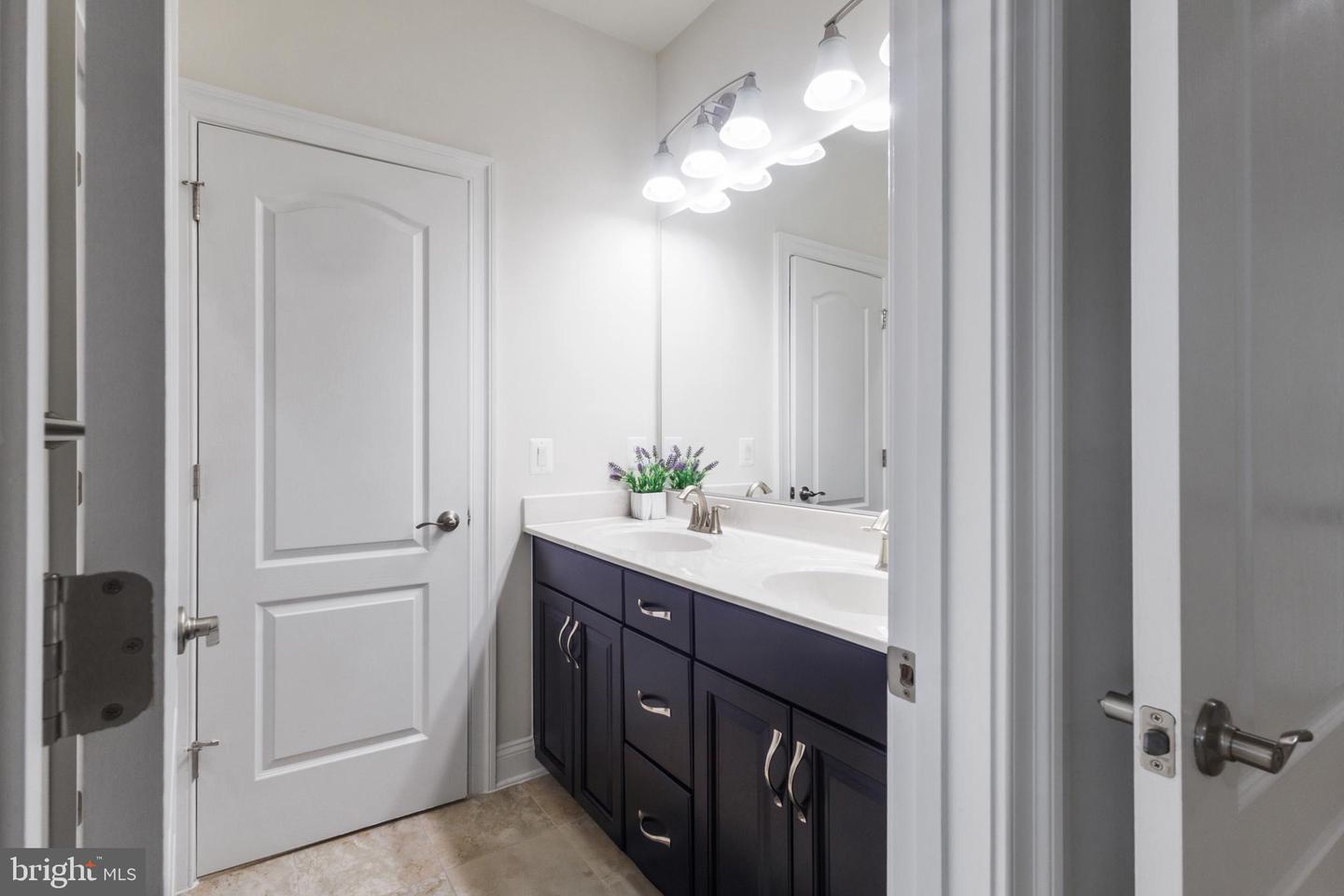 40881 GLENPANE WAY, ALDIE, Virginia 20105, 6 Bedrooms Bedrooms, ,5 BathroomsBathrooms,Residential,For sale,40881 GLENPANE WAY,VALO2095350 MLS # VALO2095350