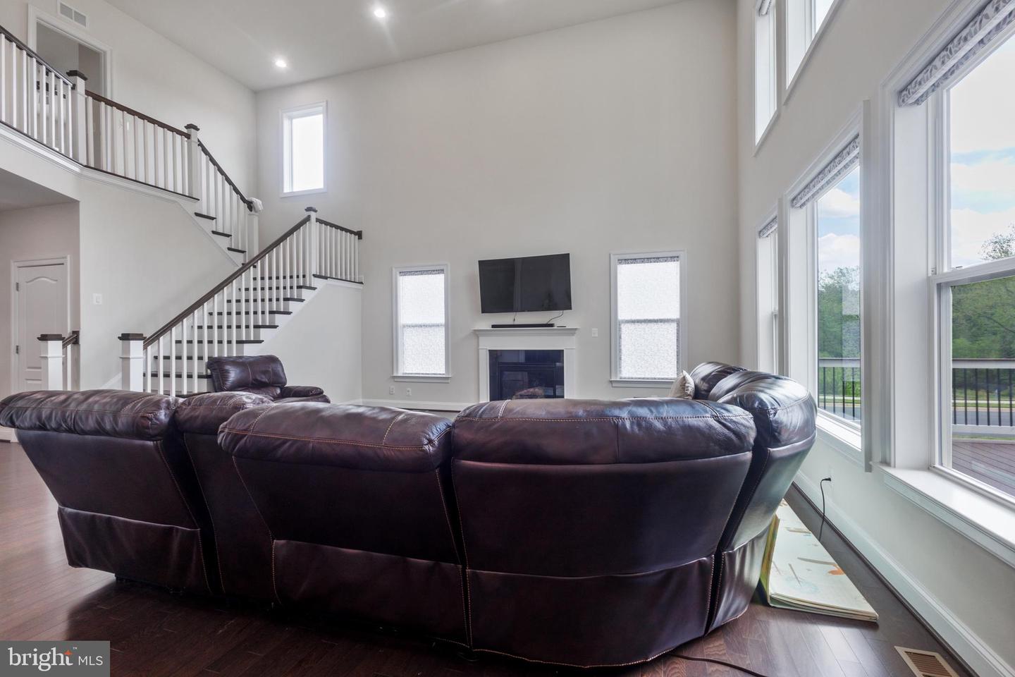 40881 GLENPANE WAY, ALDIE, Virginia 20105, 6 Bedrooms Bedrooms, ,5 BathroomsBathrooms,Residential,For sale,40881 GLENPANE WAY,VALO2095350 MLS # VALO2095350