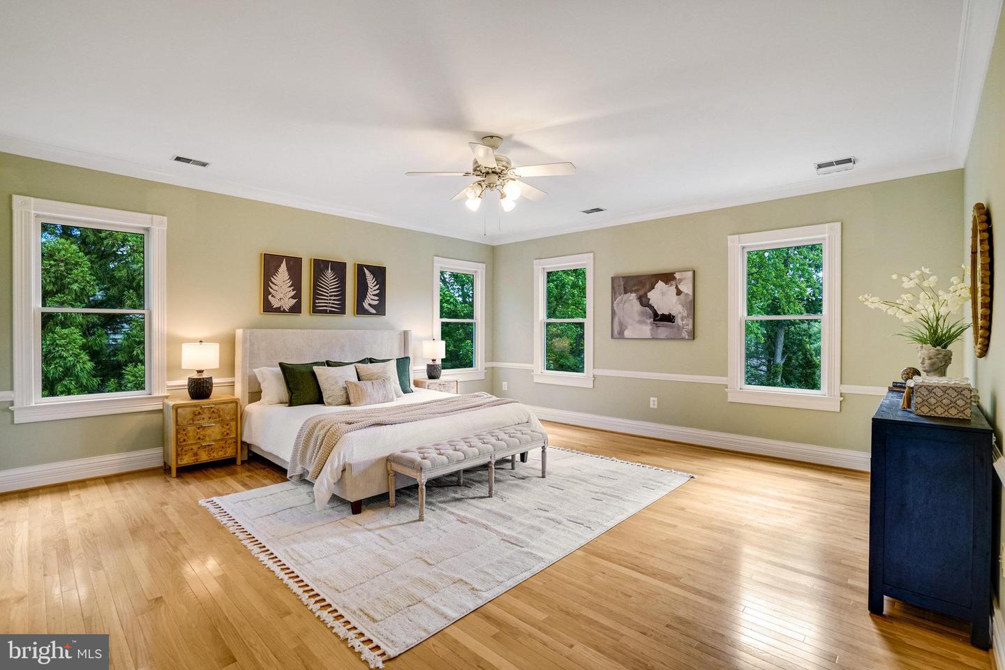 2317 CHESTNUT HILL AVE, FALLS CHURCH, Virginia 22043, 5 Bedrooms Bedrooms, ,4 BathroomsBathrooms,Residential,For sale,2317 CHESTNUT HILL AVE,VAFX2237940 MLS # VAFX2237940