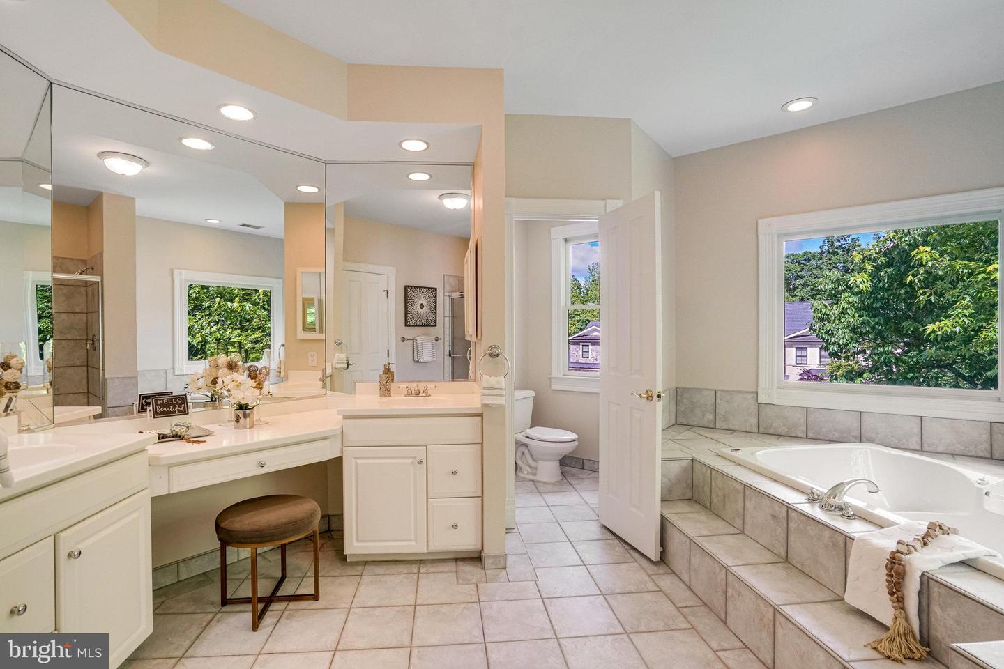 2317 CHESTNUT HILL AVE, FALLS CHURCH, Virginia 22043, 5 Bedrooms Bedrooms, ,4 BathroomsBathrooms,Residential,For sale,2317 CHESTNUT HILL AVE,VAFX2237940 MLS # VAFX2237940