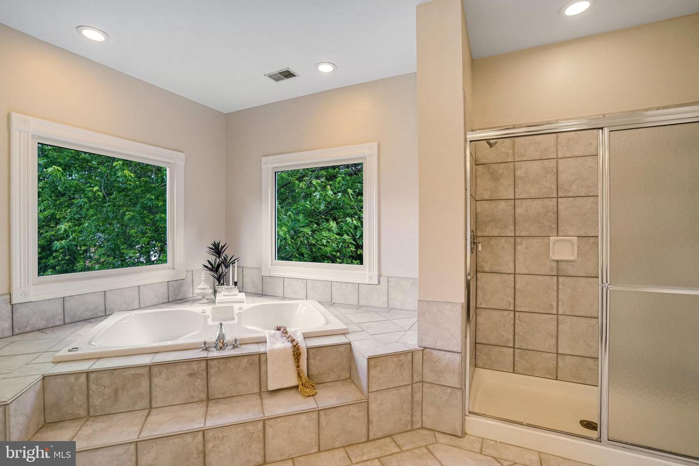 2317 CHESTNUT HILL AVE, FALLS CHURCH, Virginia 22043, 5 Bedrooms Bedrooms, ,4 BathroomsBathrooms,Residential,For sale,2317 CHESTNUT HILL AVE,VAFX2237940 MLS # VAFX2237940