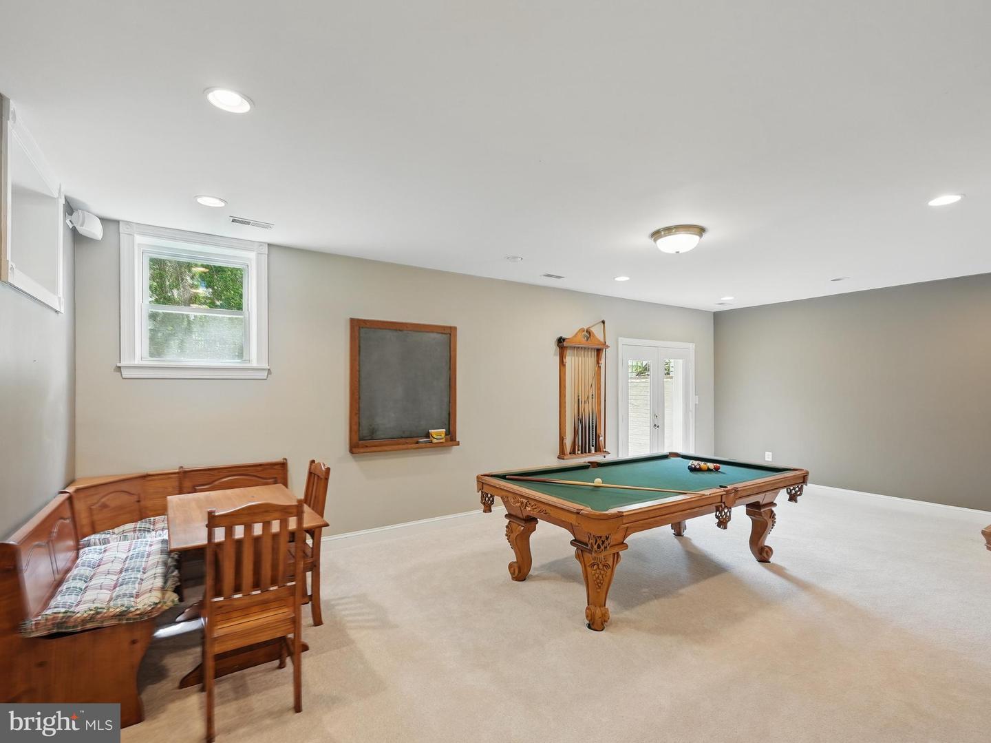 2317 CHESTNUT HILL AVE, FALLS CHURCH, Virginia 22043, 5 Bedrooms Bedrooms, ,4 BathroomsBathrooms,Residential,For sale,2317 CHESTNUT HILL AVE,VAFX2237940 MLS # VAFX2237940