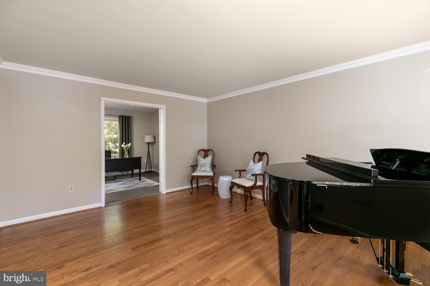 10808 FIELDWOOD DR, FAIRFAX, Virginia 22030, 4 Bedrooms Bedrooms, ,3 BathroomsBathrooms,Residential,For sale,10808 FIELDWOOD DR,VAFX2237974 MLS # VAFX2237974