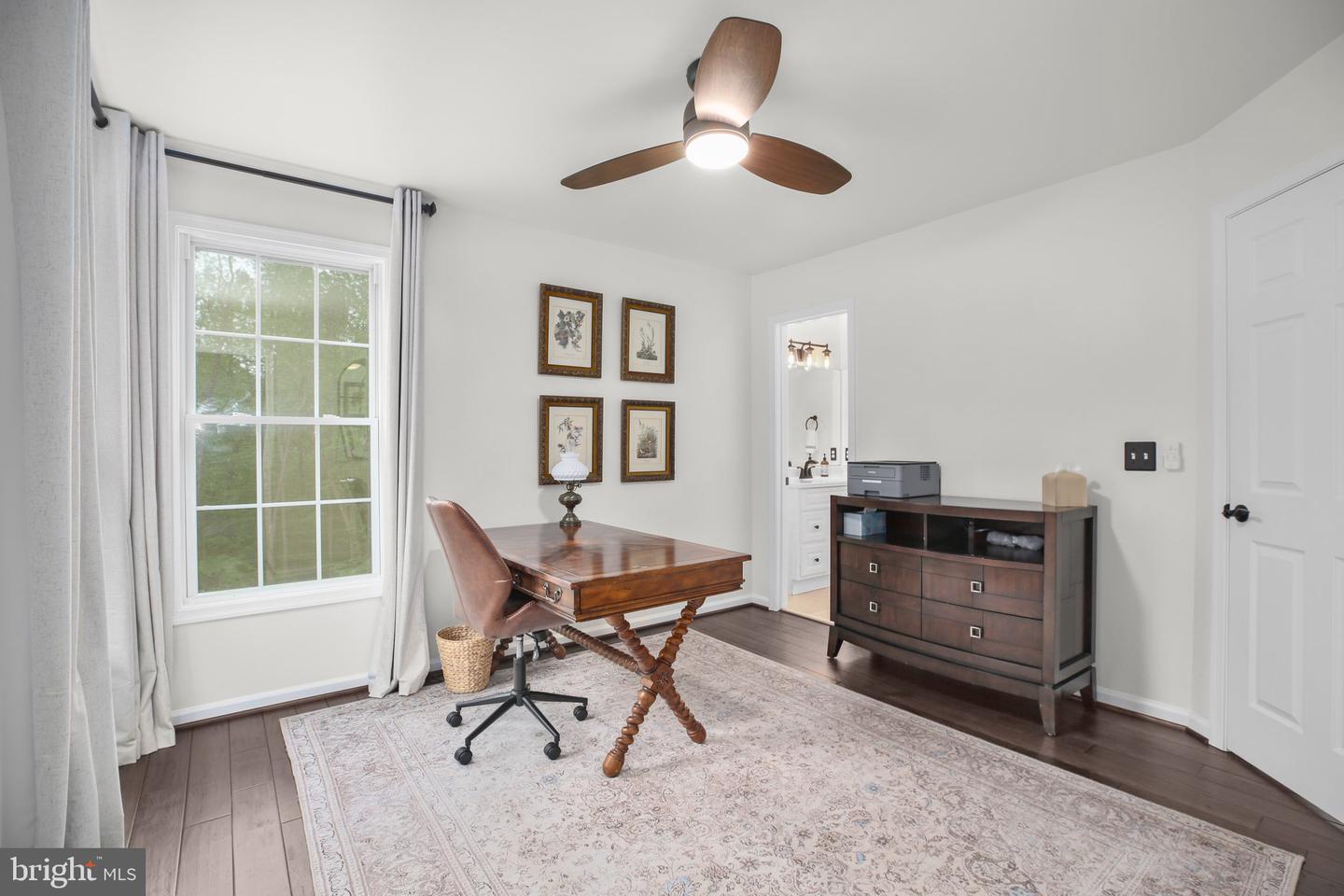 10448 WHEATLEY SCHOOL RD, MARSHALL, Virginia 20115, 5 Bedrooms Bedrooms, ,4 BathroomsBathrooms,Residential,For sale,10448 WHEATLEY SCHOOL RD,VAFQ2016454 MLS # VAFQ2016454