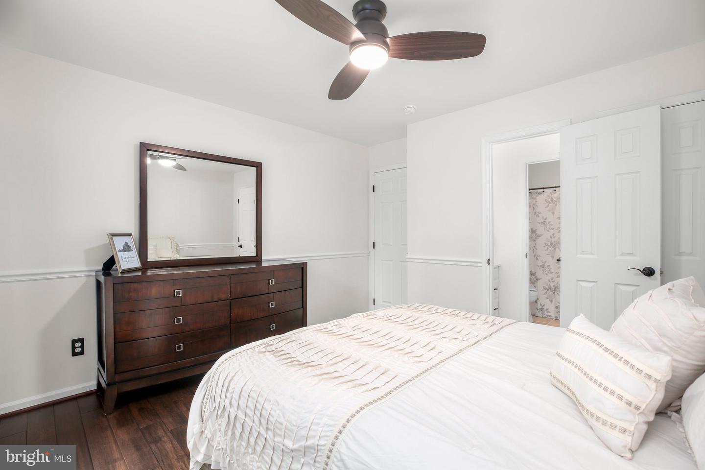 10448 WHEATLEY SCHOOL RD, MARSHALL, Virginia 20115, 5 Bedrooms Bedrooms, ,4 BathroomsBathrooms,Residential,For sale,10448 WHEATLEY SCHOOL RD,VAFQ2016454 MLS # VAFQ2016454