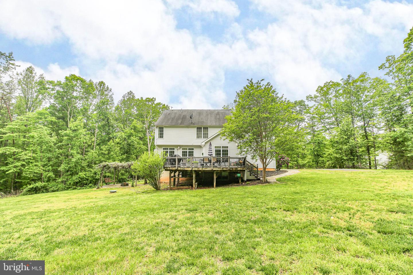 10448 WHEATLEY SCHOOL RD, MARSHALL, Virginia 20115, 5 Bedrooms Bedrooms, ,4 BathroomsBathrooms,Residential,For sale,10448 WHEATLEY SCHOOL RD,VAFQ2016454 MLS # VAFQ2016454