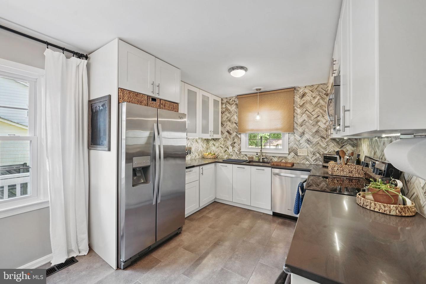 13003 STANDISH CT, WOODBRIDGE, Virginia 22192, 5 Bedrooms Bedrooms, ,2 BathroomsBathrooms,Residential,For sale,13003 STANDISH CT,VAPW2093672 MLS # VAPW2093672