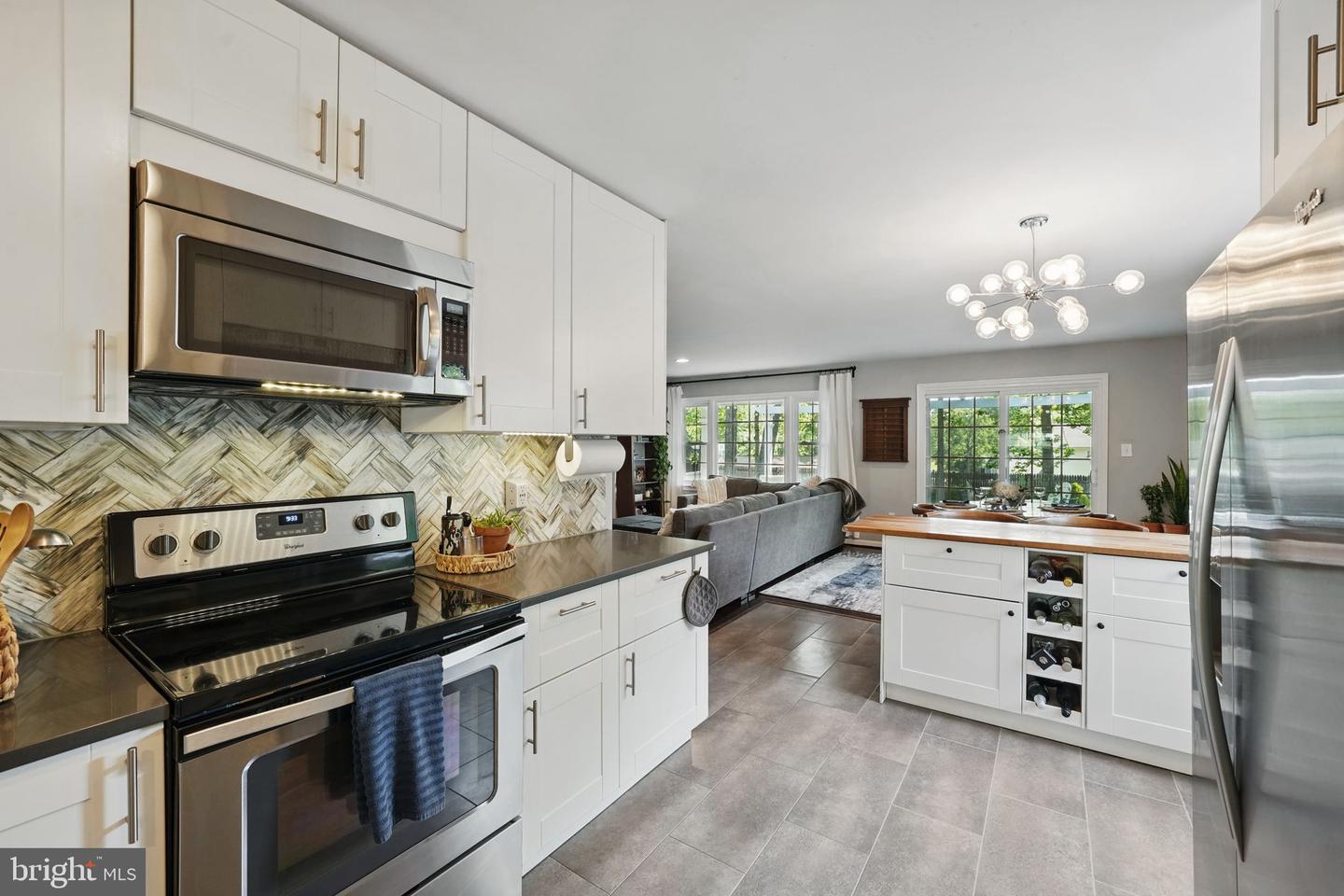 13003 STANDISH CT, WOODBRIDGE, Virginia 22192, 5 Bedrooms Bedrooms, ,2 BathroomsBathrooms,Residential,For sale,13003 STANDISH CT,VAPW2093672 MLS # VAPW2093672