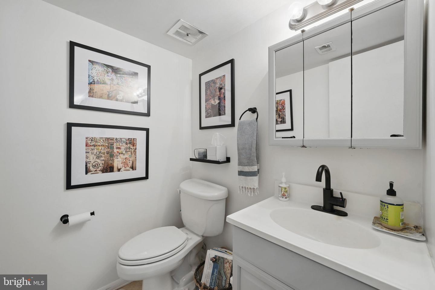 13003 STANDISH CT, WOODBRIDGE, Virginia 22192, 5 Bedrooms Bedrooms, ,2 BathroomsBathrooms,Residential,For sale,13003 STANDISH CT,VAPW2093672 MLS # VAPW2093672