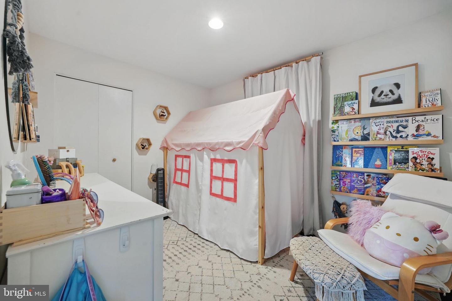 13003 STANDISH CT, WOODBRIDGE, Virginia 22192, 5 Bedrooms Bedrooms, ,2 BathroomsBathrooms,Residential,For sale,13003 STANDISH CT,VAPW2093672 MLS # VAPW2093672