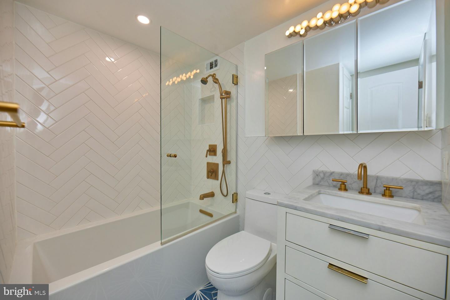 2030 N ADAMS ST N #507, ARLINGTON, Virginia 22201, 2 Bedrooms Bedrooms, ,1 BathroomBathrooms,Residential,For sale,2030 N ADAMS ST N #507,VAAR2056914 MLS # VAAR2056914