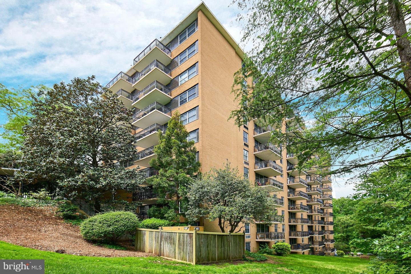 2030 N ADAMS ST N #507, ARLINGTON, Virginia 22201, 2 Bedrooms Bedrooms, ,1 BathroomBathrooms,Residential,For sale,2030 N ADAMS ST N #507,VAAR2056914 MLS # VAAR2056914