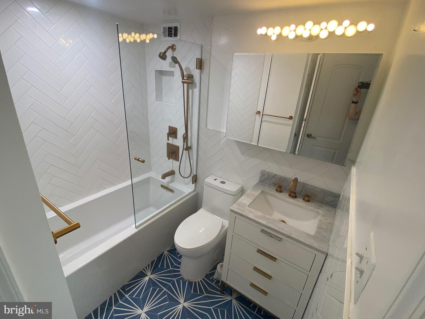 2030 N ADAMS ST N #507, ARLINGTON, Virginia 22201, 2 Bedrooms Bedrooms, ,1 BathroomBathrooms,Residential,For sale,2030 N ADAMS ST N #507,VAAR2056914 MLS # VAAR2056914