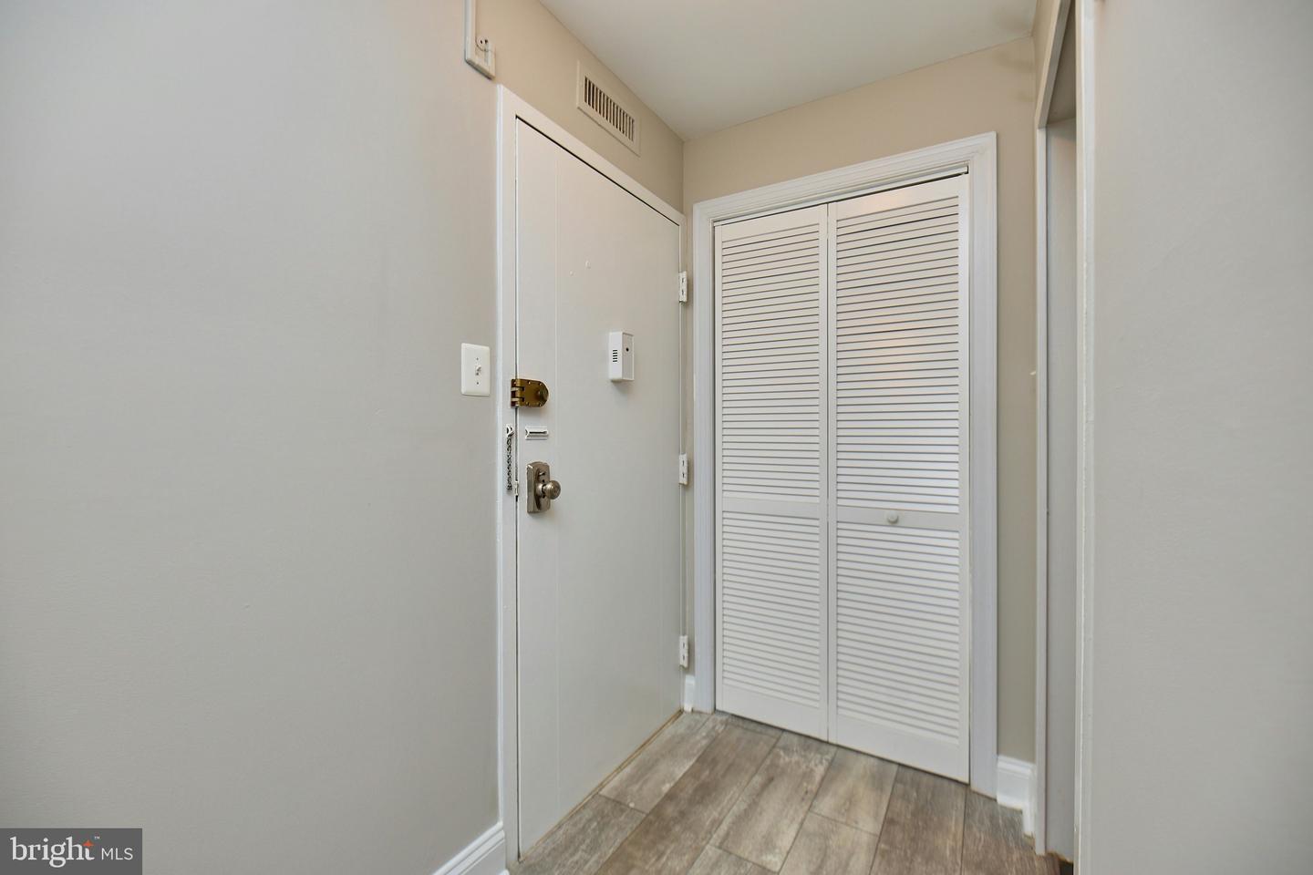 2030 N ADAMS ST N #507, ARLINGTON, Virginia 22201, 2 Bedrooms Bedrooms, ,1 BathroomBathrooms,Residential,For sale,2030 N ADAMS ST N #507,VAAR2056914 MLS # VAAR2056914
