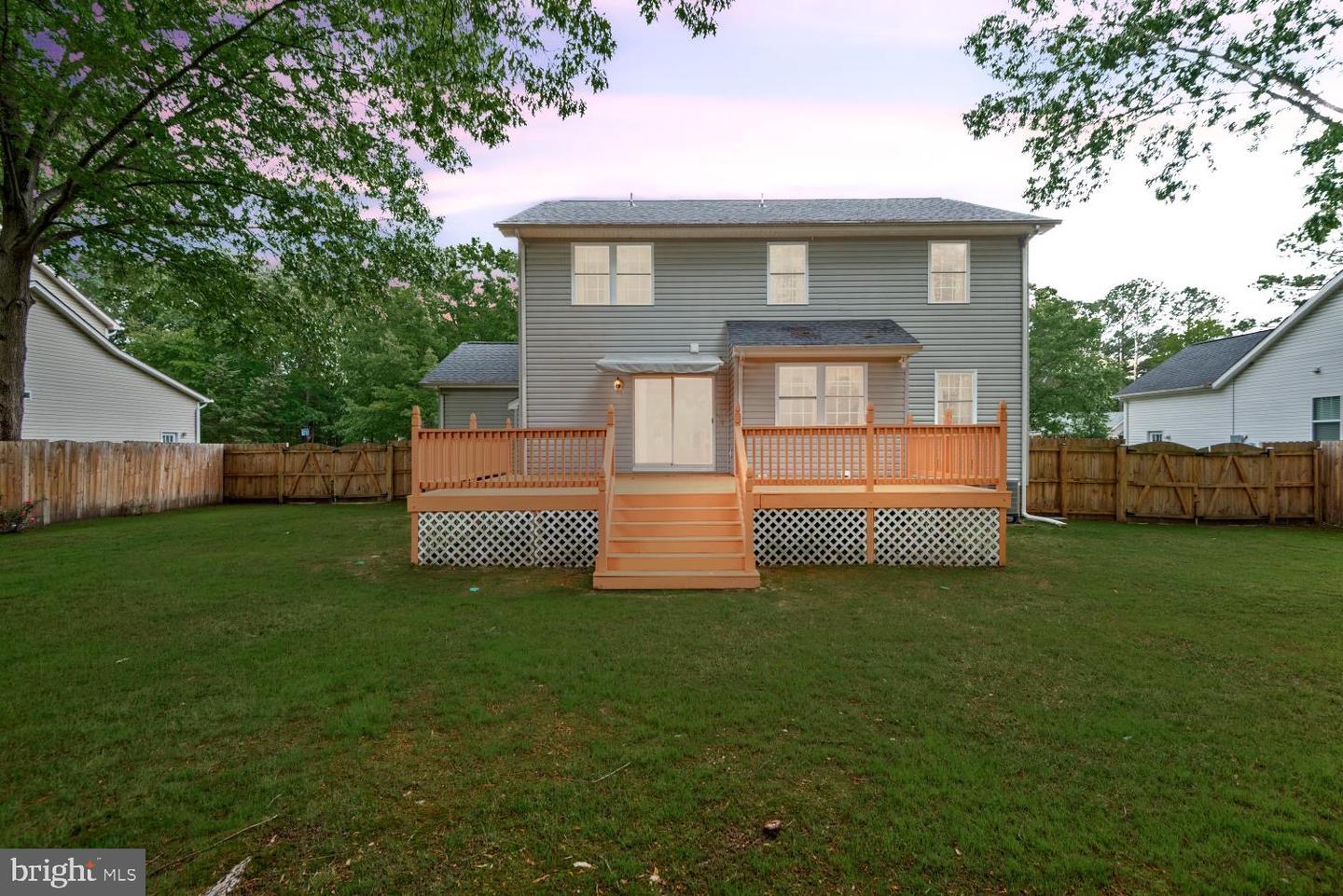 207 MEADOW AVE, COLONIAL BEACH, Virginia 22443, 4 Bedrooms Bedrooms, 12 Rooms Rooms,2 BathroomsBathrooms,Residential,For sale,207 MEADOW AVE,VAWE2008814 MLS # VAWE2008814