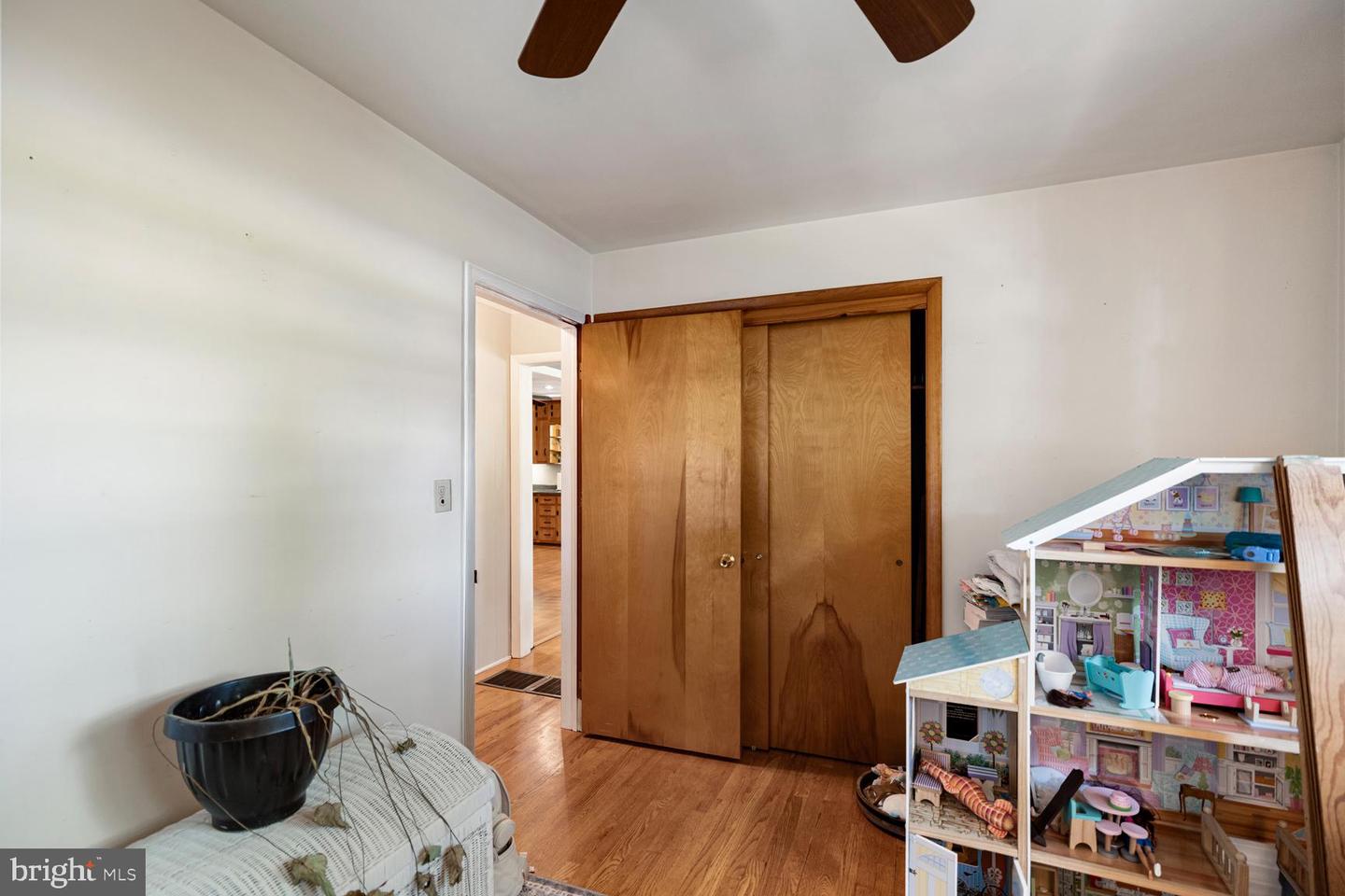 196 TAYLORTOWN RD, EDINBURG, Virginia 22824, 3 Bedrooms Bedrooms, ,1 BathroomBathrooms,Residential,For sale,196 TAYLORTOWN RD,VASH2011332 MLS # VASH2011332