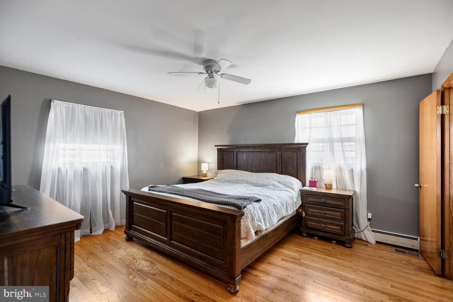 196 TAYLORTOWN RD, EDINBURG, Virginia 22824, 3 Bedrooms Bedrooms, ,1 BathroomBathrooms,Residential,For sale,196 TAYLORTOWN RD,VASH2011332 MLS # VASH2011332