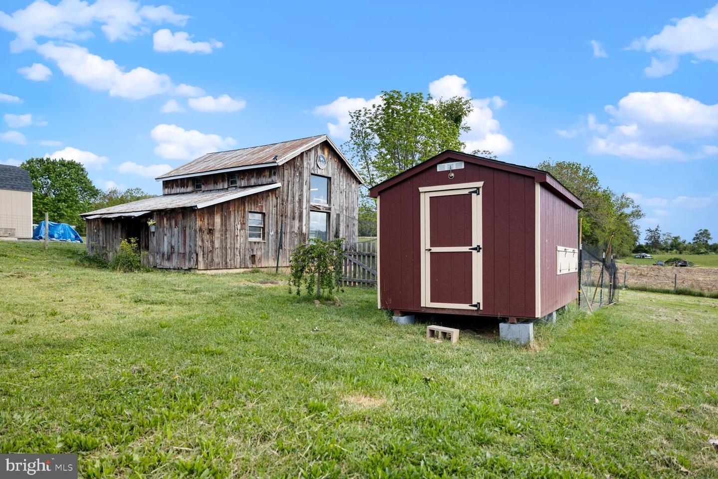 196 TAYLORTOWN RD, EDINBURG, Virginia 22824, 3 Bedrooms Bedrooms, ,1 BathroomBathrooms,Residential,For sale,196 TAYLORTOWN RD,VASH2011332 MLS # VASH2011332