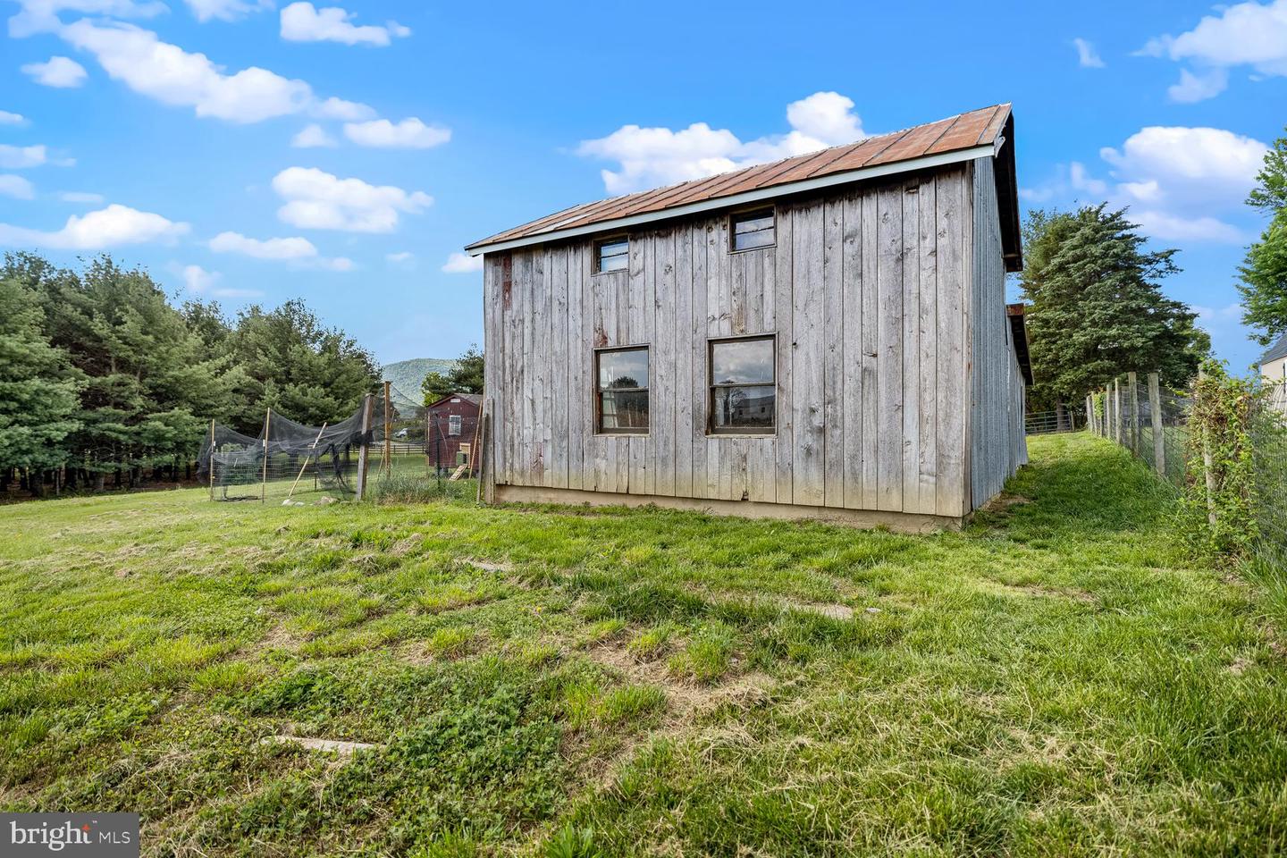 196 TAYLORTOWN RD, EDINBURG, Virginia 22824, 3 Bedrooms Bedrooms, ,1 BathroomBathrooms,Residential,For sale,196 TAYLORTOWN RD,VASH2011332 MLS # VASH2011332