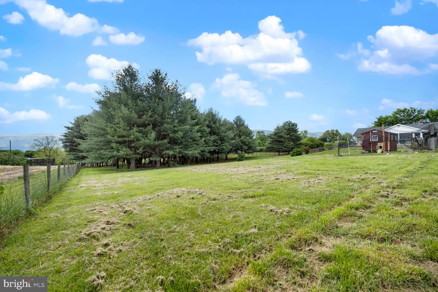 196 TAYLORTOWN RD, EDINBURG, Virginia 22824, 3 Bedrooms Bedrooms, ,1 BathroomBathrooms,Residential,For sale,196 TAYLORTOWN RD,VASH2011332 MLS # VASH2011332