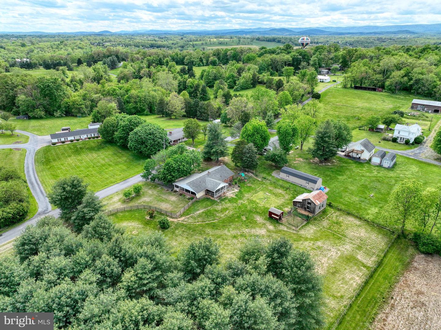 196 TAYLORTOWN RD, EDINBURG, Virginia 22824, 3 Bedrooms Bedrooms, ,1 BathroomBathrooms,Residential,For sale,196 TAYLORTOWN RD,VASH2011332 MLS # VASH2011332