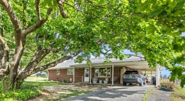 196 TAYLORTOWN RD, EDINBURG, Virginia 22824, 3 Bedrooms Bedrooms, ,1 BathroomBathrooms,Residential,For sale,196 TAYLORTOWN RD,VASH2011332 MLS # VASH2011332