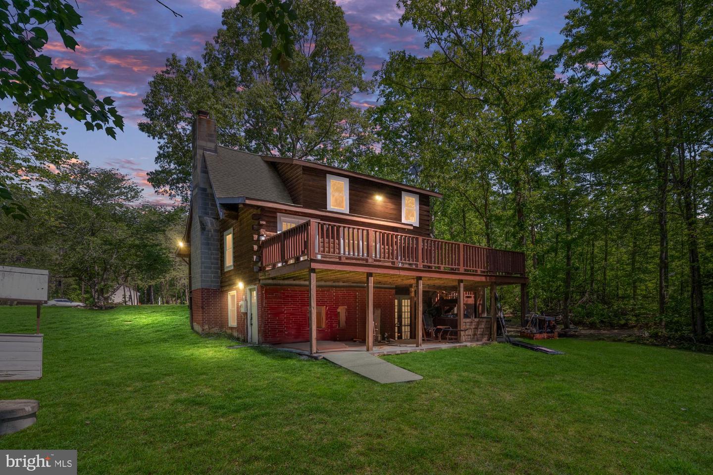 2 HEIGHTS CT, RUTHER GLEN, Virginia 22546, 3 Bedrooms Bedrooms, ,2 BathroomsBathrooms,Residential,For sale,2 HEIGHTS CT,VACV2008094 MLS # VACV2008094