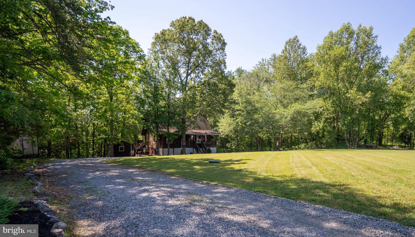 2 HEIGHTS CT, RUTHER GLEN, Virginia 22546, 3 Bedrooms Bedrooms, ,2 BathroomsBathrooms,Residential,For sale,2 HEIGHTS CT,VACV2008094 MLS # VACV2008094