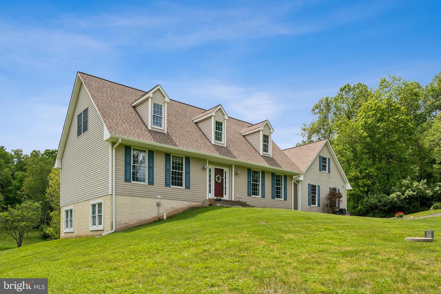 5415 CARPER FARM LN, HUME, Virginia 22639, 3 Bedrooms Bedrooms, ,2 BathroomsBathrooms,Residential,For sale,5415 CARPER FARM LN,VAFQ2016470 MLS # VAFQ2016470