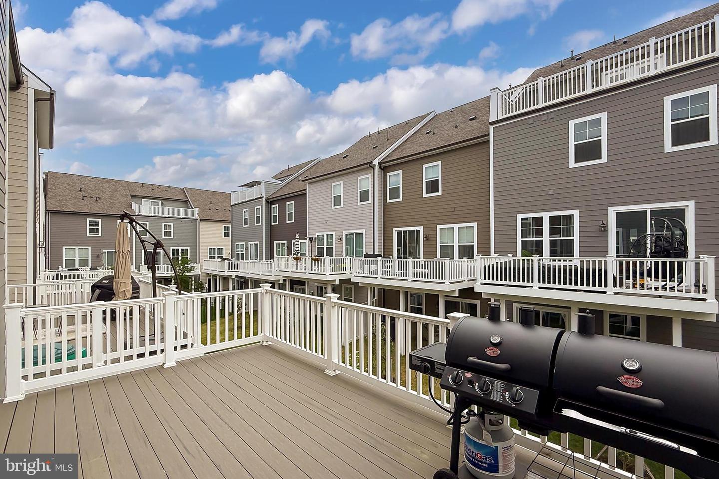 1701 BEECH LEAF ST, DUMFRIES, Virginia 22026, 3 Bedrooms Bedrooms, ,3 BathroomsBathrooms,Residential,For sale,1701 BEECH LEAF ST,VAPW2093706 MLS # VAPW2093706