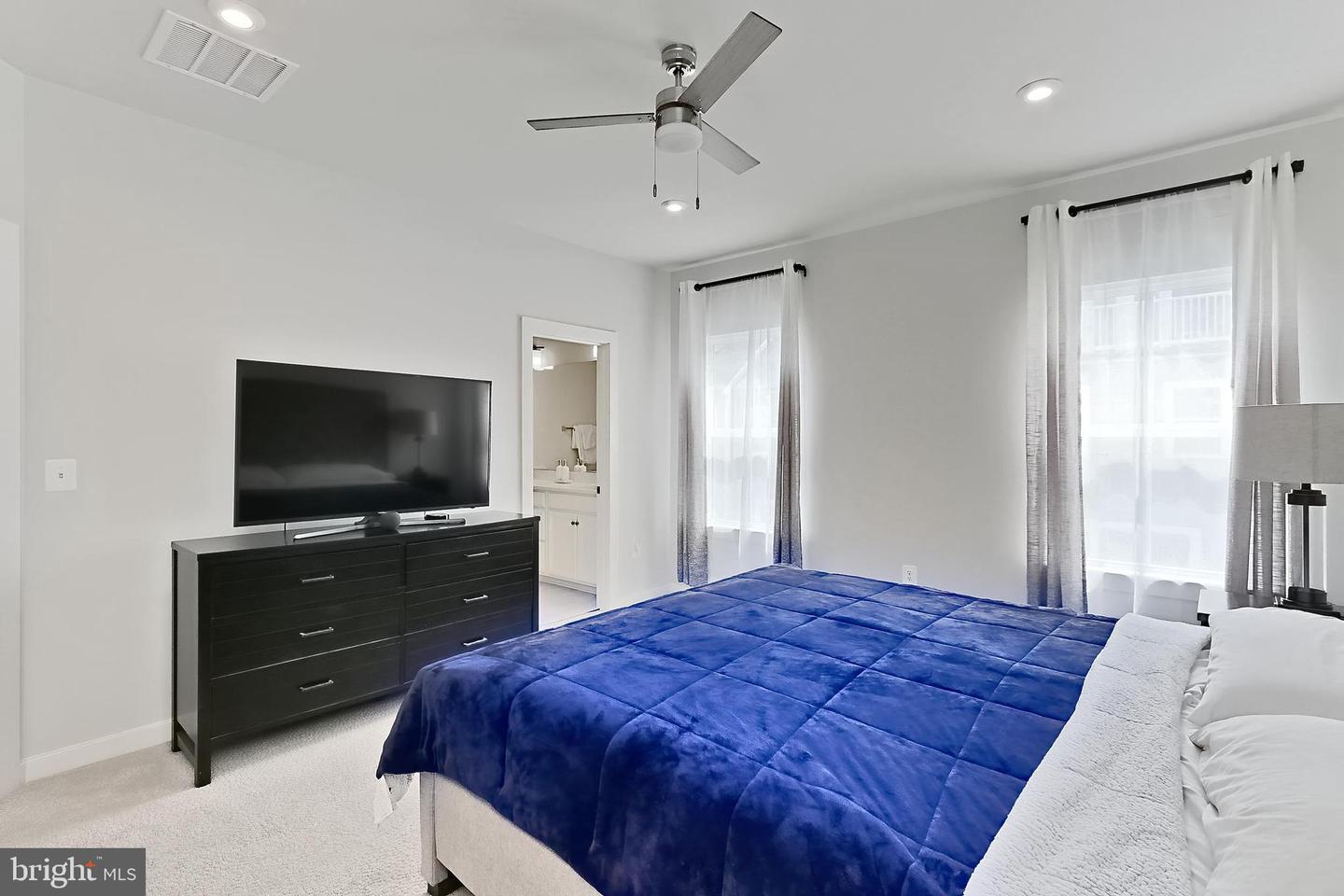 1701 BEECH LEAF ST, DUMFRIES, Virginia 22026, 3 Bedrooms Bedrooms, ,3 BathroomsBathrooms,Residential,For sale,1701 BEECH LEAF ST,VAPW2093706 MLS # VAPW2093706