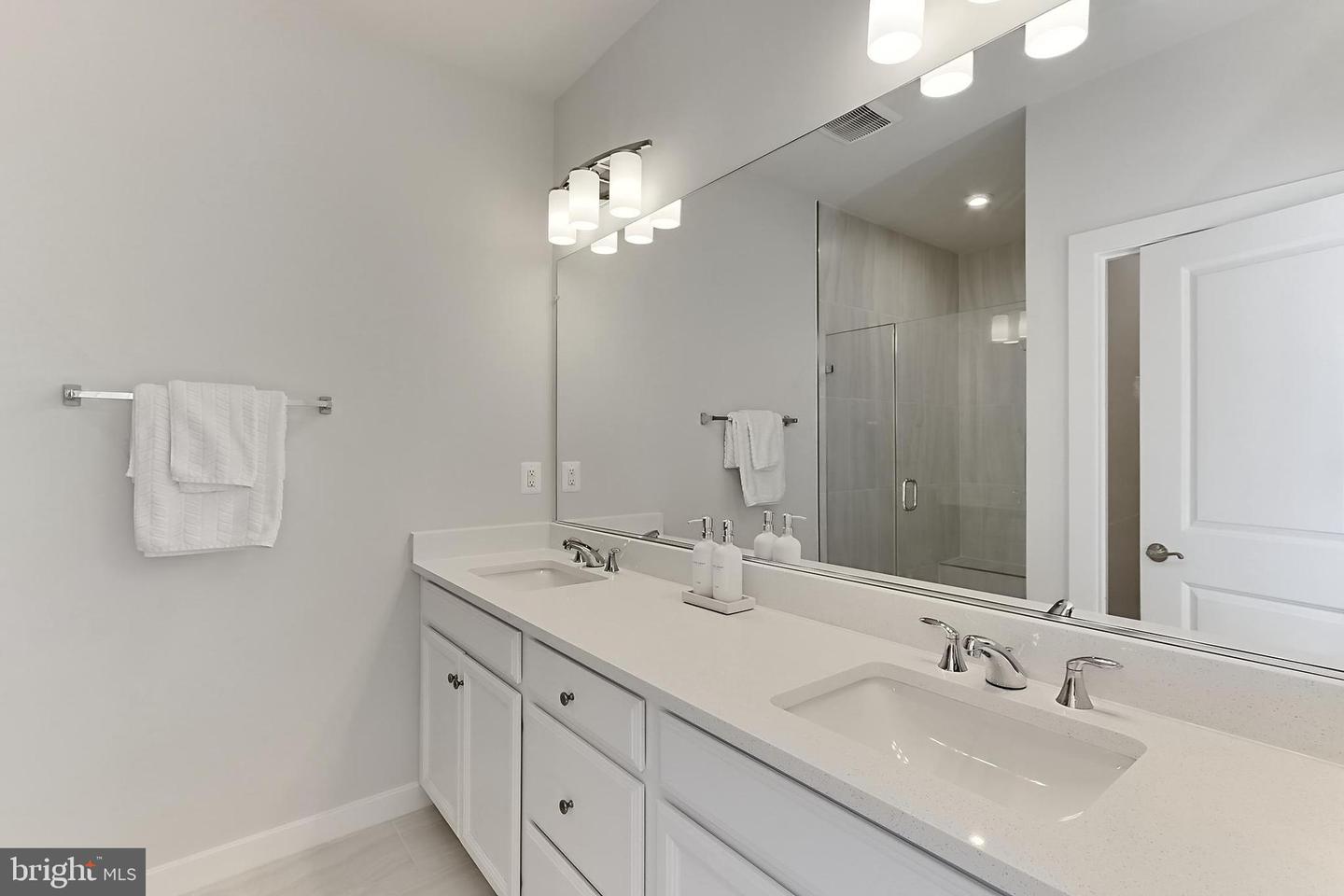 1701 BEECH LEAF ST, DUMFRIES, Virginia 22026, 3 Bedrooms Bedrooms, ,3 BathroomsBathrooms,Residential,For sale,1701 BEECH LEAF ST,VAPW2093706 MLS # VAPW2093706