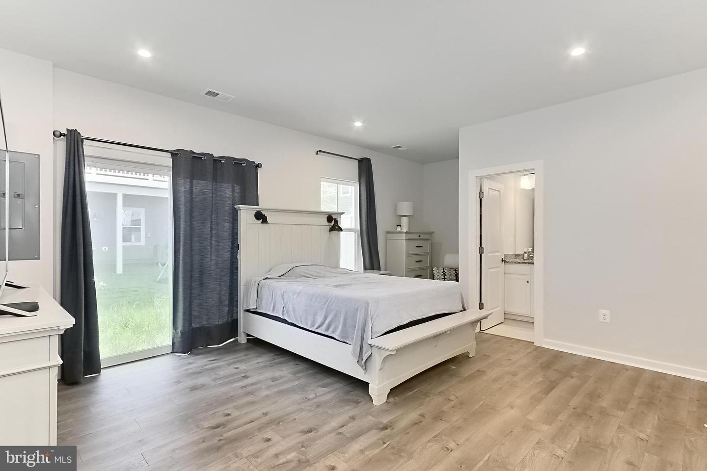 1701 BEECH LEAF ST, DUMFRIES, Virginia 22026, 3 Bedrooms Bedrooms, ,3 BathroomsBathrooms,Residential,For sale,1701 BEECH LEAF ST,VAPW2093706 MLS # VAPW2093706