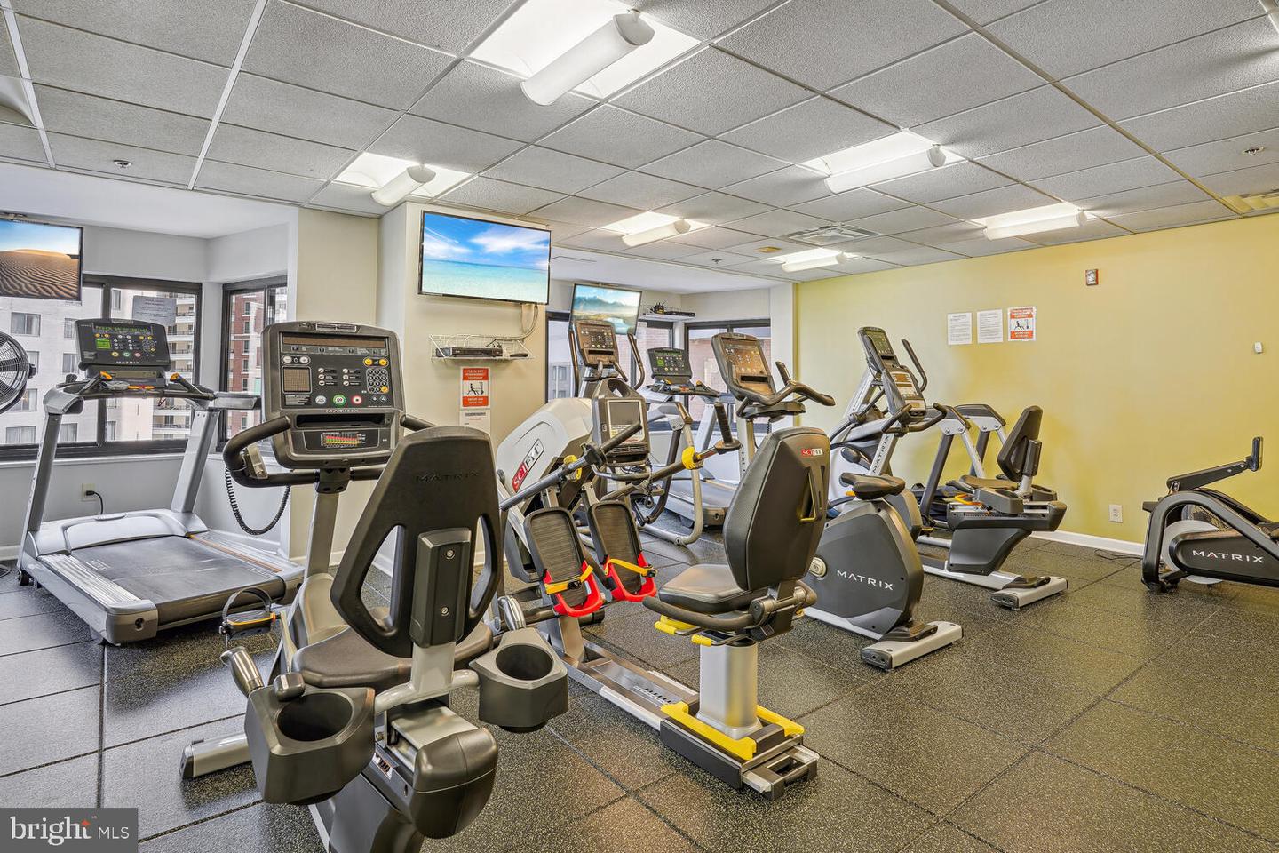 900 N STAFFORD ST #2330, ARLINGTON, Virginia 22203, 2 Bedrooms Bedrooms, ,2 BathroomsBathrooms,Residential,For sale,900 N STAFFORD ST #2330,VAAR2056940 MLS # VAAR2056940
