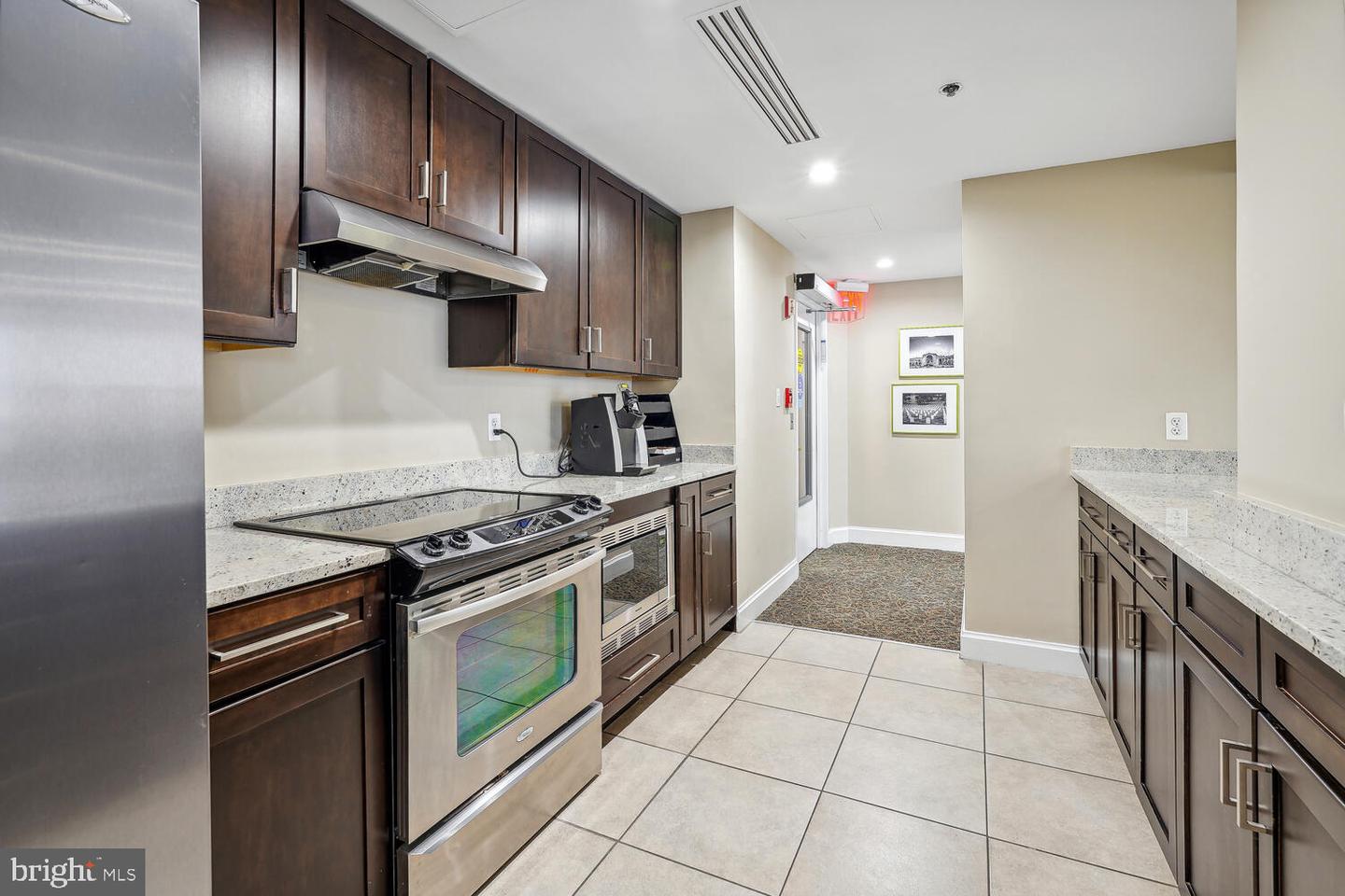 900 N STAFFORD ST #2330, ARLINGTON, Virginia 22203, 2 Bedrooms Bedrooms, ,2 BathroomsBathrooms,Residential,For sale,900 N STAFFORD ST #2330,VAAR2056940 MLS # VAAR2056940