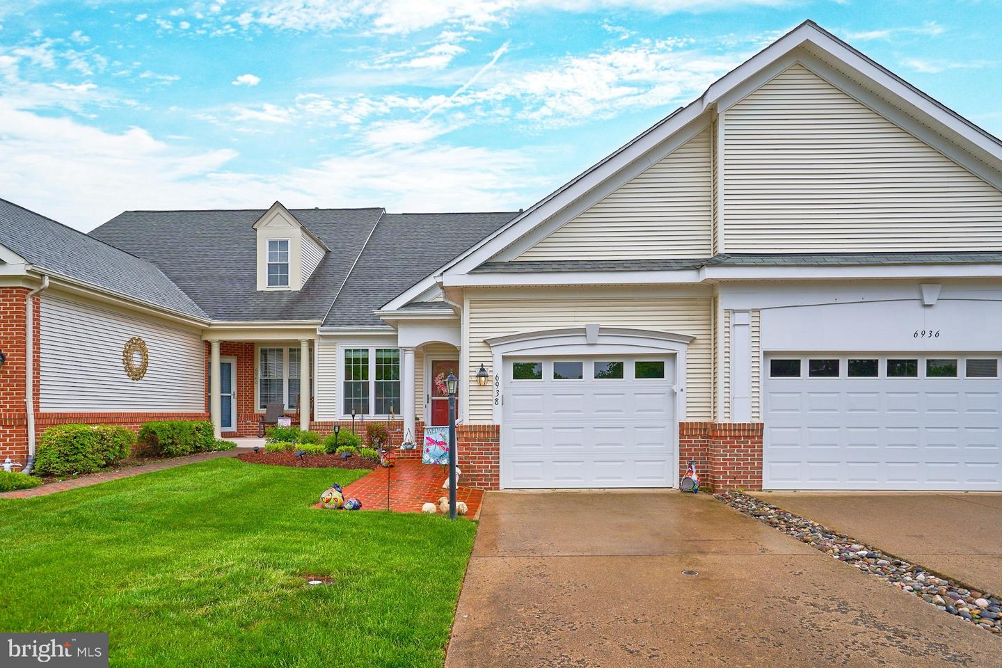 6938 NETHERSTONE CT, GAINESVILLE, Virginia 20155, 3 Bedrooms Bedrooms, ,2 BathroomsBathrooms,Residential,For sale,6938 NETHERSTONE CT,VAPW2093668 MLS # VAPW2093668