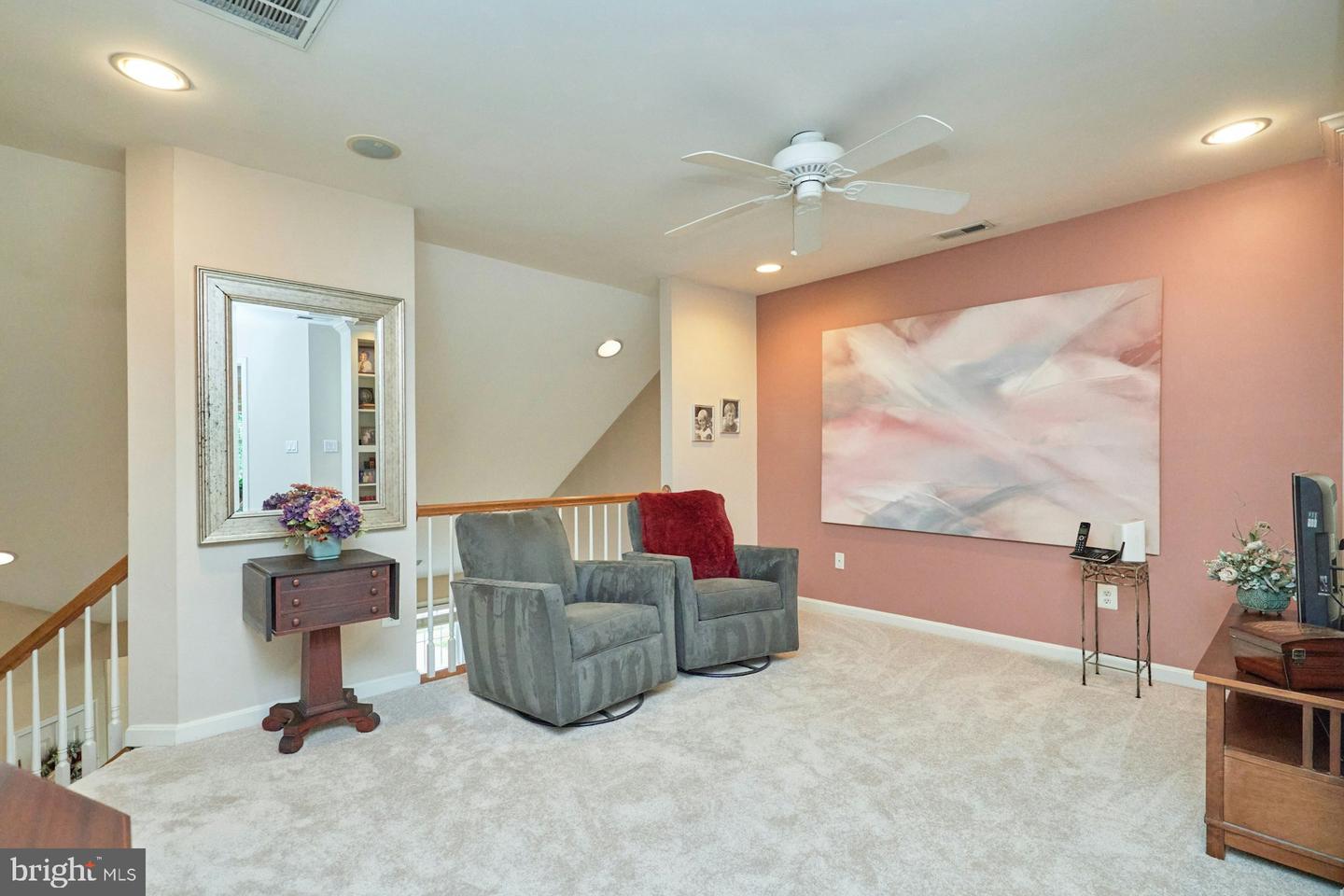 6938 NETHERSTONE CT, GAINESVILLE, Virginia 20155, 3 Bedrooms Bedrooms, ,2 BathroomsBathrooms,Residential,For sale,6938 NETHERSTONE CT,VAPW2093668 MLS # VAPW2093668