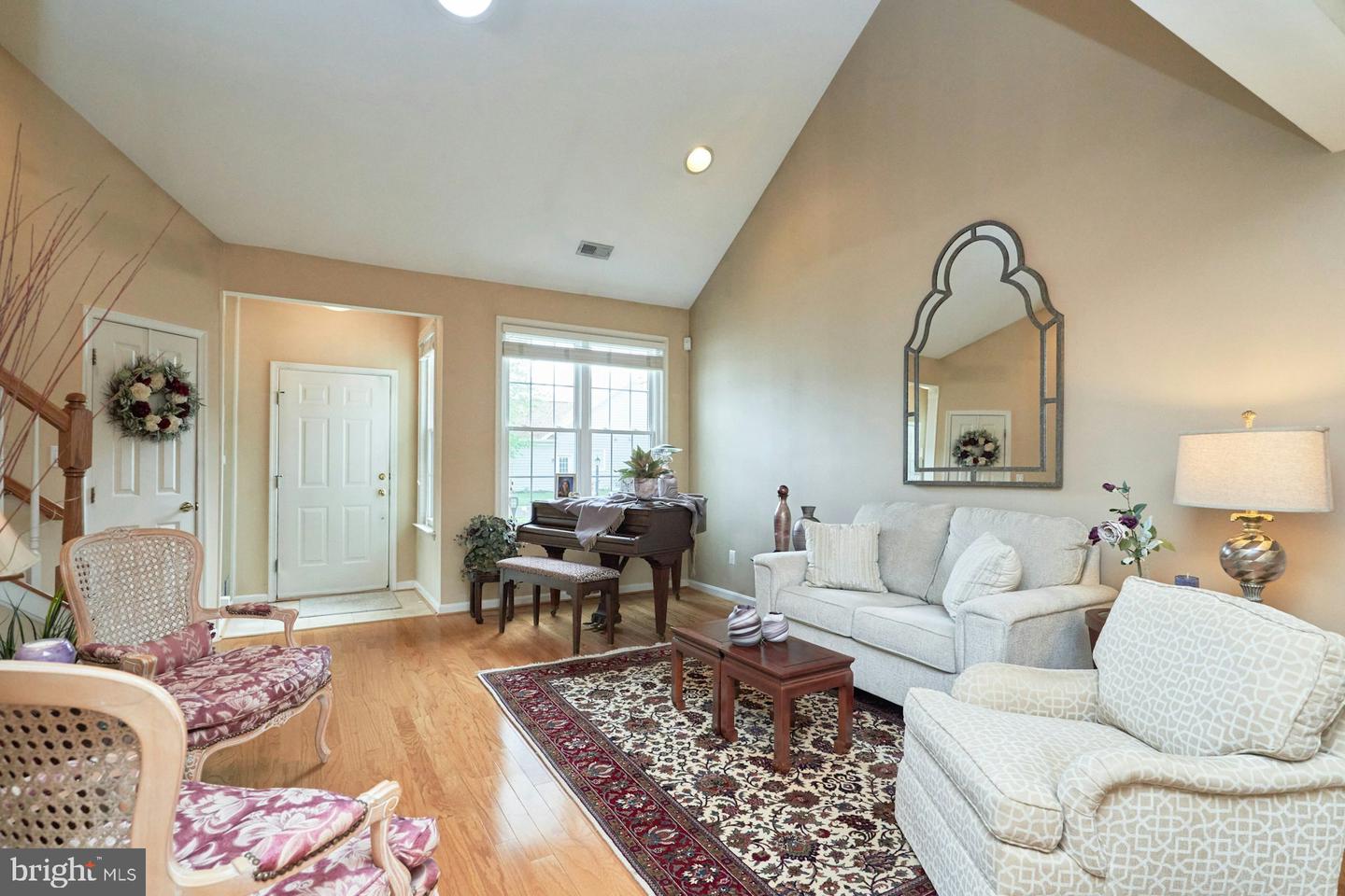 6938 NETHERSTONE CT, GAINESVILLE, Virginia 20155, 3 Bedrooms Bedrooms, ,2 BathroomsBathrooms,Residential,For sale,6938 NETHERSTONE CT,VAPW2093668 MLS # VAPW2093668