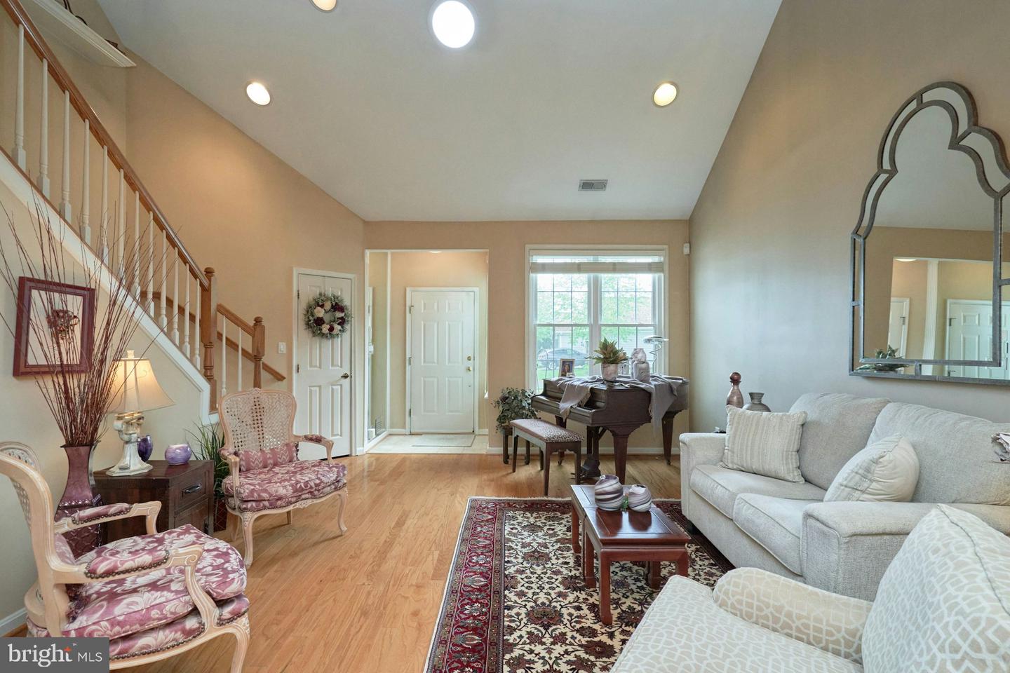 6938 NETHERSTONE CT, GAINESVILLE, Virginia 20155, 3 Bedrooms Bedrooms, ,2 BathroomsBathrooms,Residential,For sale,6938 NETHERSTONE CT,VAPW2093668 MLS # VAPW2093668